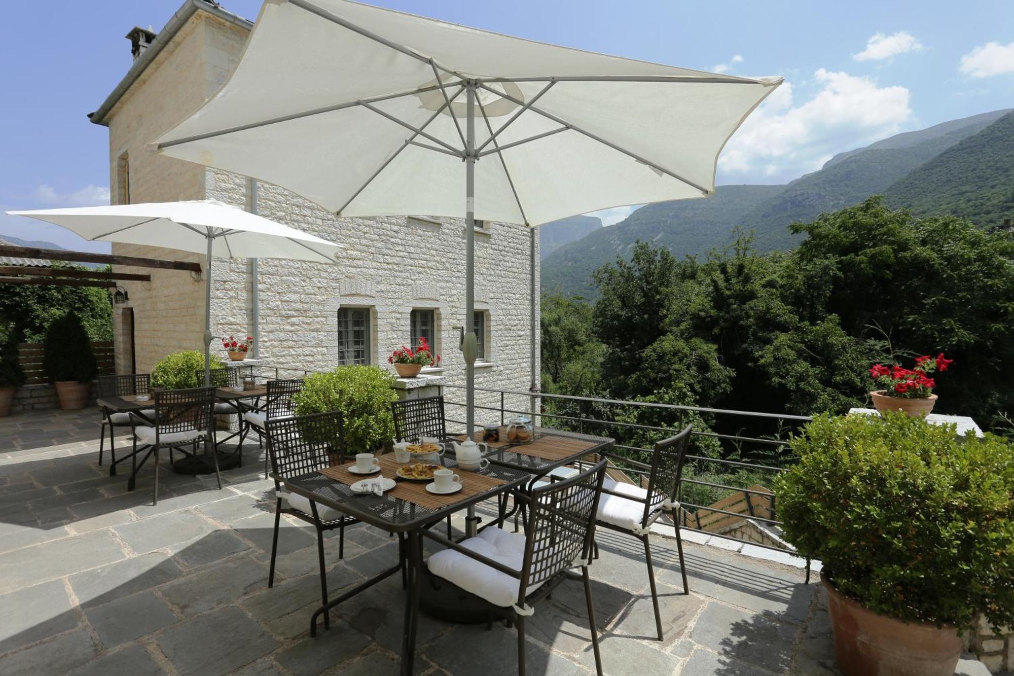 Gamila Rocks Mountain Hotel أريستي المظهر الخارجي الصورة